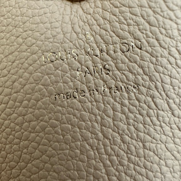 Authentic Louis Vuitton Clapton backpack - Damier Ebene, Beige Leather - Picture 7 of 16